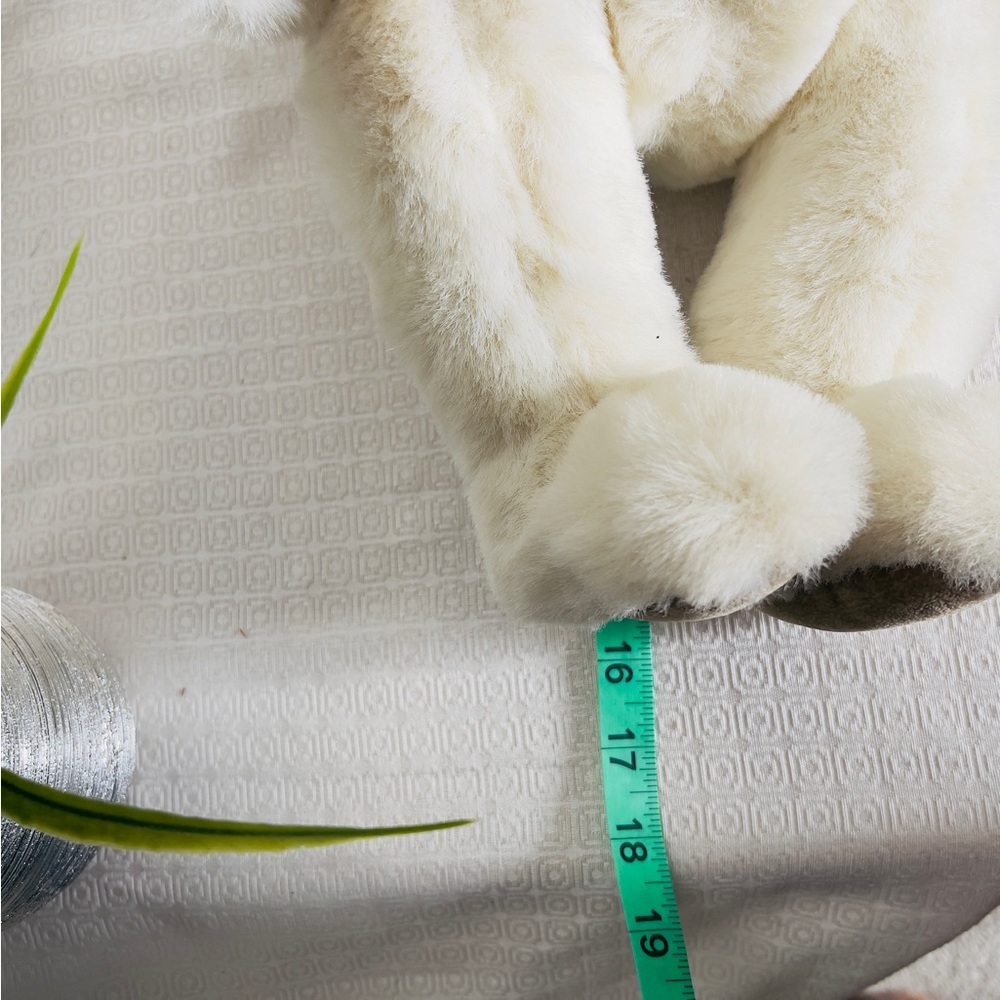 Vermont Teddy Bear White With rotatable Jointed Limbs, Head And Blue Eyes - Picture 7 of 12